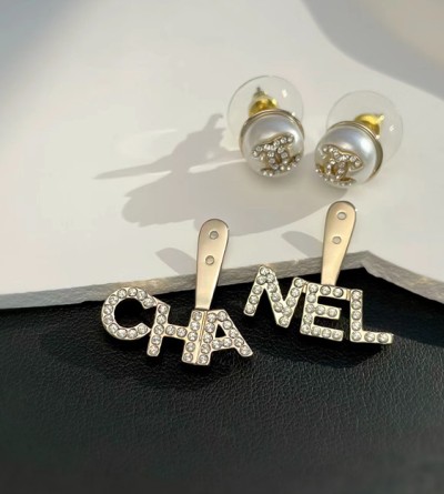 샤넬 진주 귀걸이