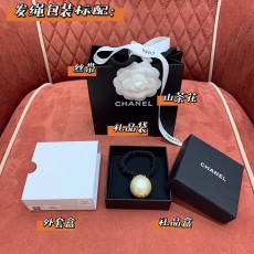 샤넬 진주 헤어 밴드