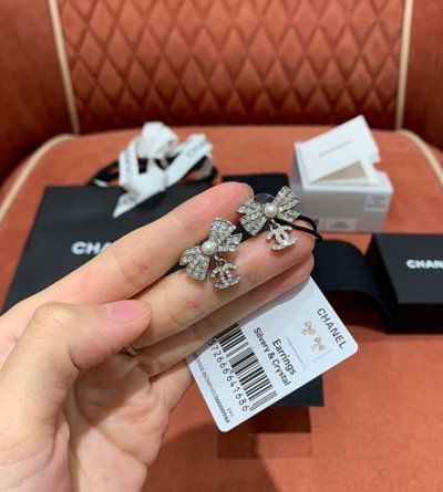 샤넬 리본 귀걸이