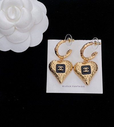 샤넬 빈티지 하트 귀걸이