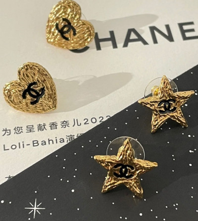 샤넬 24p 용암 별 귀걸이