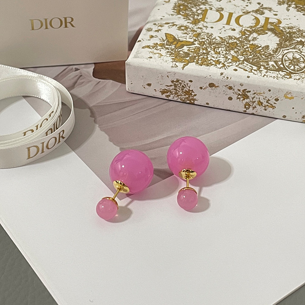 디올 핑크 진주 귀걸이
