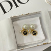 디올 블랙 진주 귀걸이