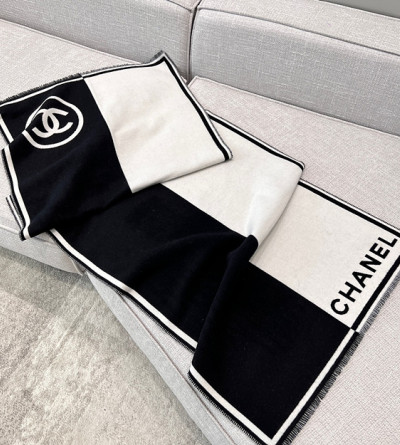 샤넬 화이트&블랙 캐시미어 머플러