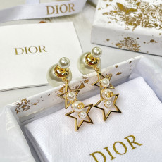 디올 25 섬머 별 진주 귀걸이
