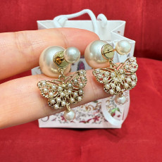 디올 Tribales 나비 진주 귀걸이