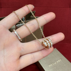 불가리 세르펜티 바이퍼 목걸이