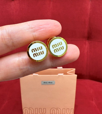 미우미우 에나멜 귀걸이