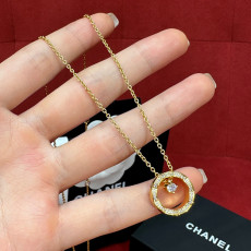 샤넬 코코 크러쉬 큐빅 목걸이