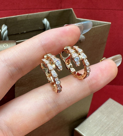 불가리 세르펜티 바이퍼 이어링