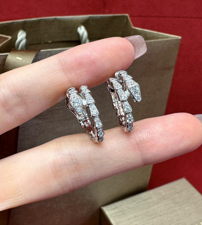 불가리 세르펜티 바이퍼 이어링