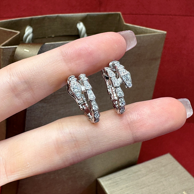 불가리 세르펜티 바이퍼 이어링