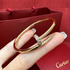 까르띠에 저스트 앵끌루 팔찌 로즈골드