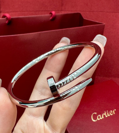 까르띠에 저스트 앵끌루 팔찌