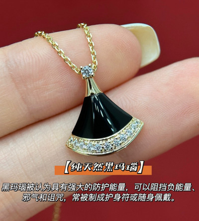 불가리 디바스 드림 목걸이