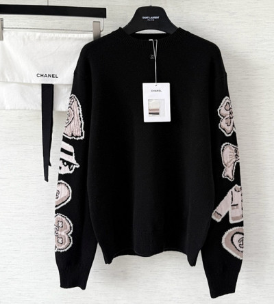 샤넬 캐릭터 니트