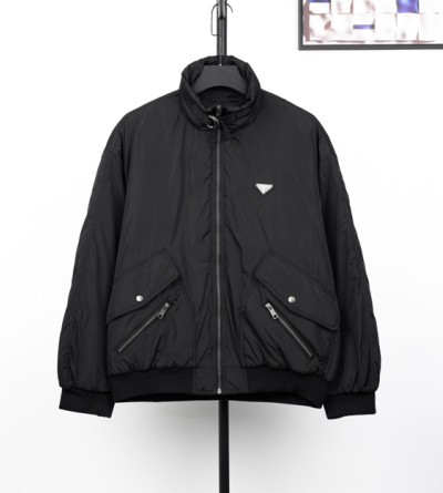 프라다 재생 나일론 재킷