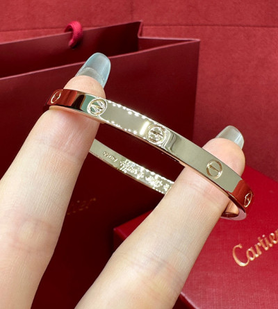 까르띠에 러브 팔찌 6.1mm