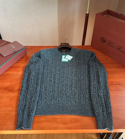 로로피아나 꽈베기 니트