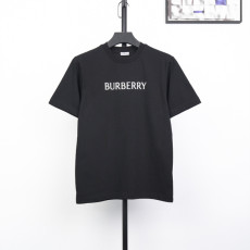 버버리 프린팅 반팔